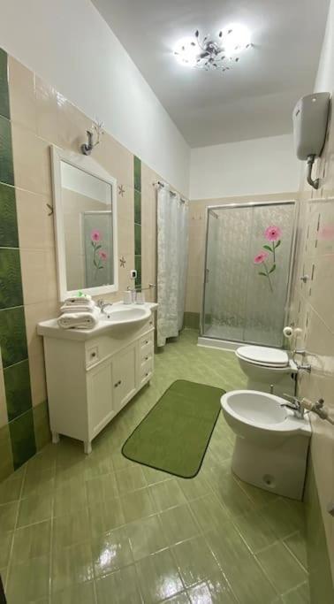 Casa Francy E Carmen Napoli Lägenhet Exteriör bild
